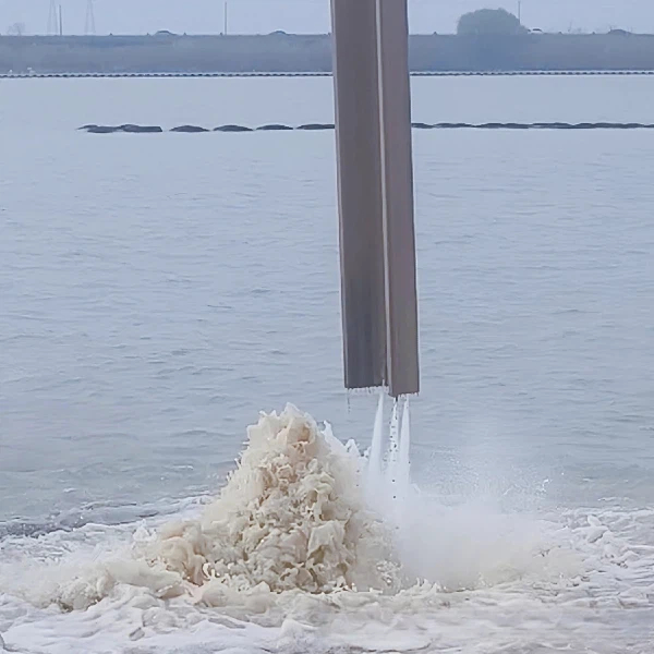 高压水刀引孔打桩技术